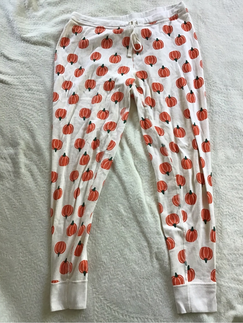 Hanna Andersson Cream Top with Pumpkin Accent Fall | Large - Picture 4 of 6